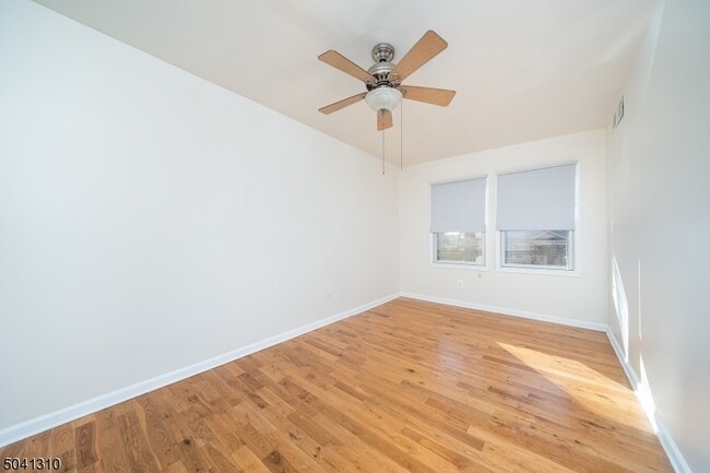 Building Photo - 250 High St