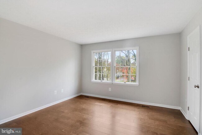 Building Photo - 6320 Departed Sunset Ln
