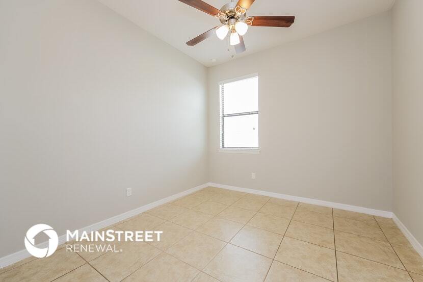 Building Photo - 1609 SW 14th Terrace