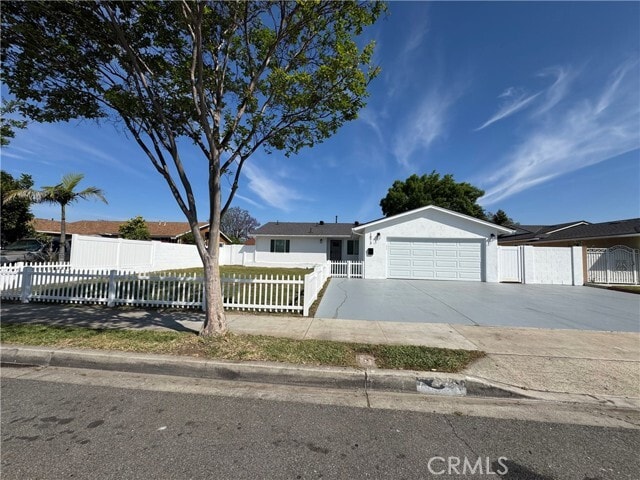 Building Photo - 1873 W Broadway