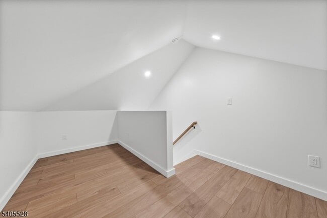 Building Photo - 78 Anderson St