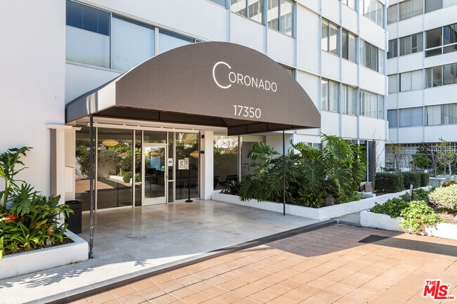 Building Photo - 17350 Sunset Blvd