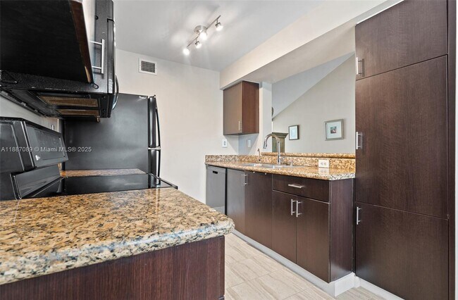 Building Photo - 4743 NW 97th Ct