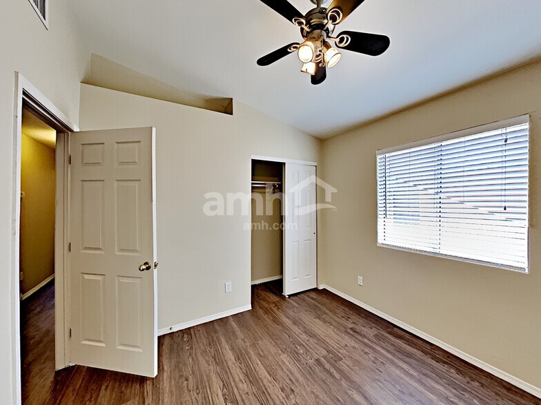 Building Photo - 7049 E Strike Eagle Way