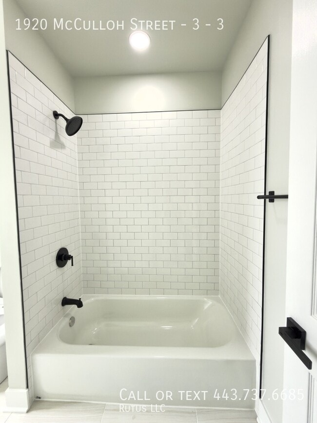 Building Photo - 1920 McCulloh St