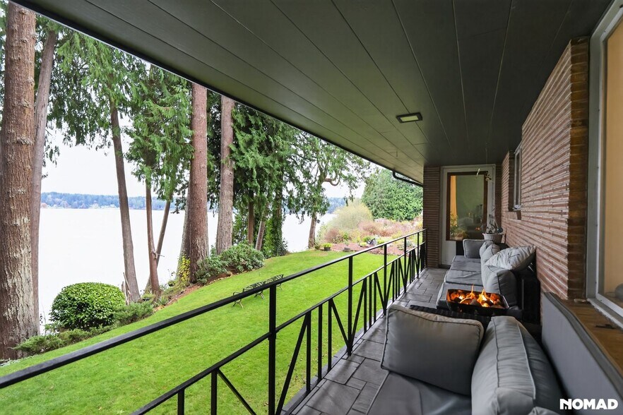 Building Photo - 28790 WA-104