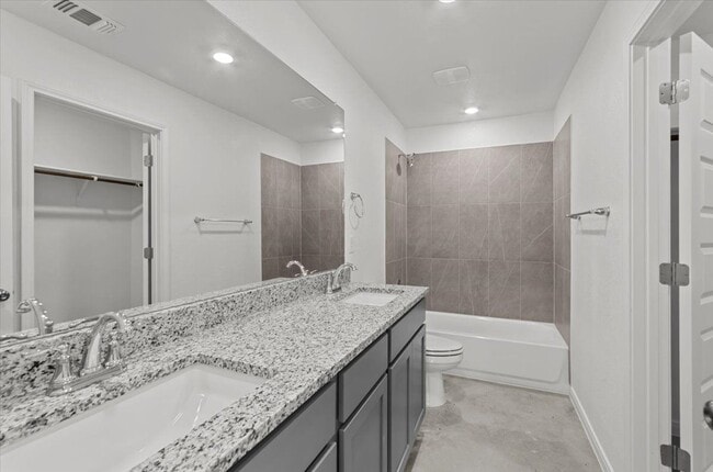Building Photo - 911 Sevenleaf Ln