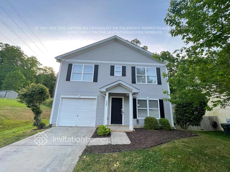Primary Photo - 1737 Red Bird Cir SE