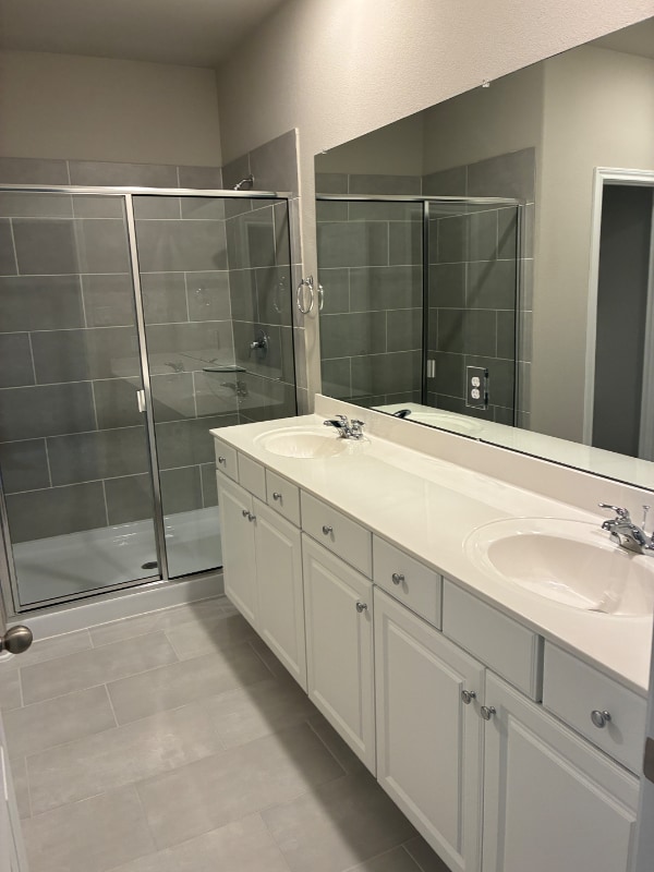 Building Photo - 5822 Roebuck Bay Dr