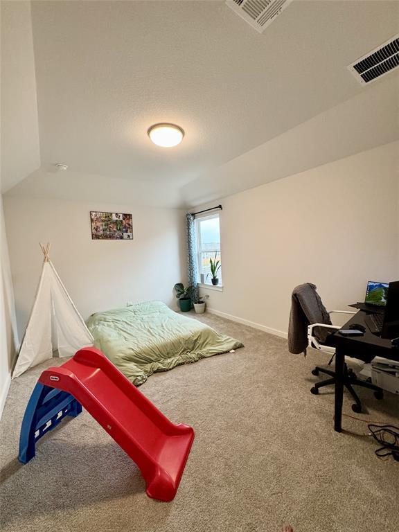 Building Photo - 422 Billowing Way