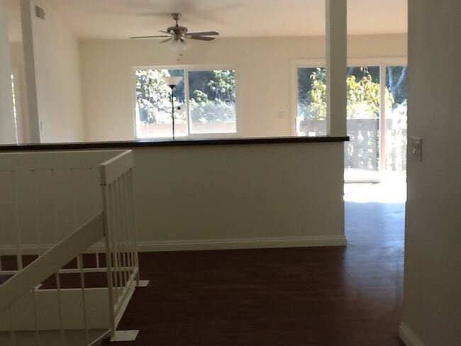 Building Photo - 15422 Circle Ridge Ln