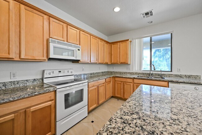 Building Photo - 1483 E Mia Ln