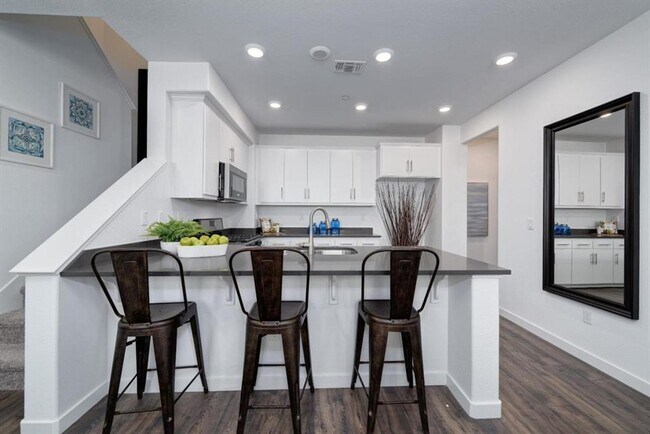 Building Photo - Newly Constructed Townhouse available in Berryessa Area