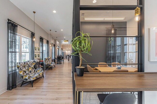 Building Photo - 1559 W 9 Mile Rd