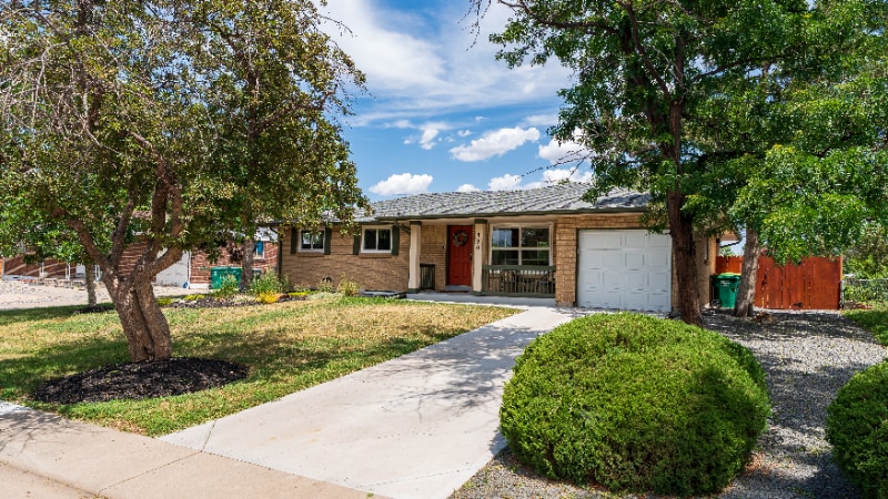 Building Photo - 480 Troy St