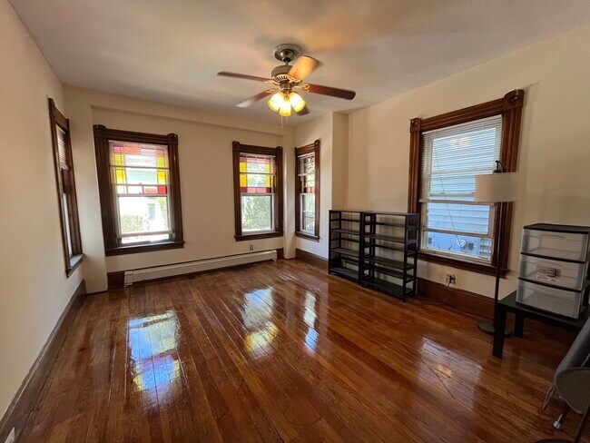 Building Photo - 62 Brookside Ave