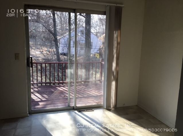 Building Photo - 1016 S. Osage-