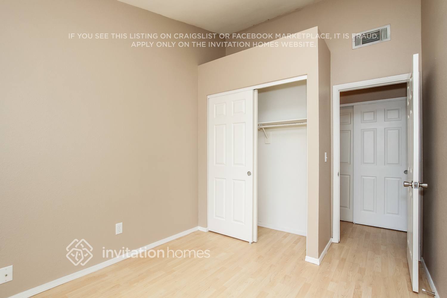 Building Photo - 9244 W Yucca St