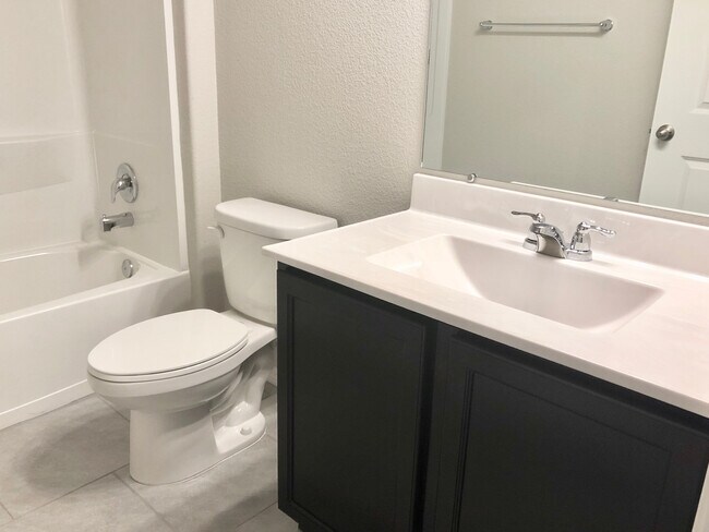 Building Photo - Amazing Home in Rio Rancho! Near Cleveland High School