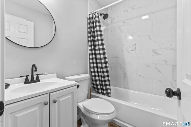 Building Photo - 173 Shaw St