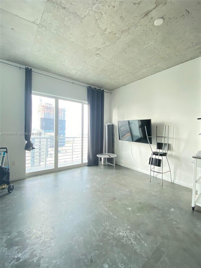 Building Photo - 133 NE 2nd Ave