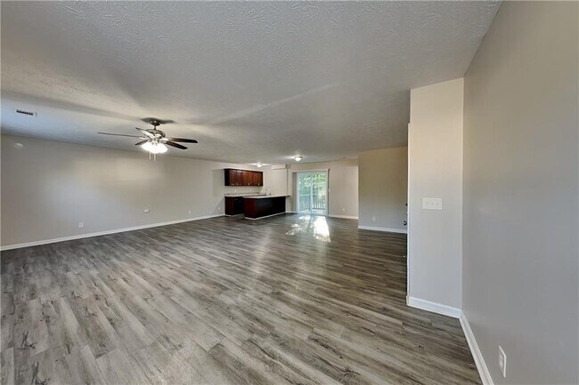 Building Photo - 2078 Arrowhead Trail