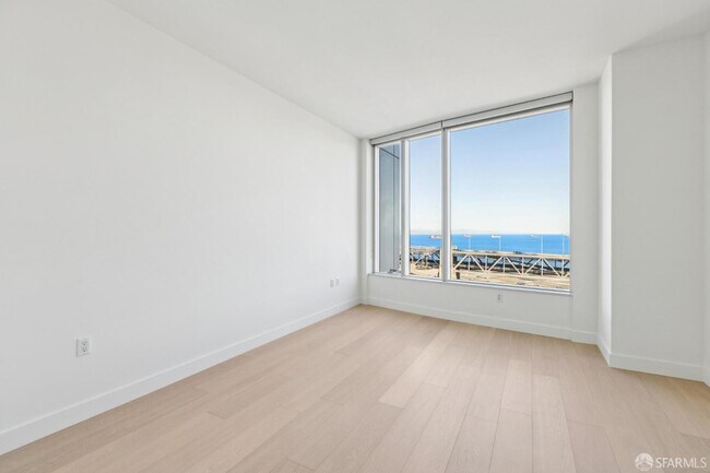 Building Photo - 338 Spear St