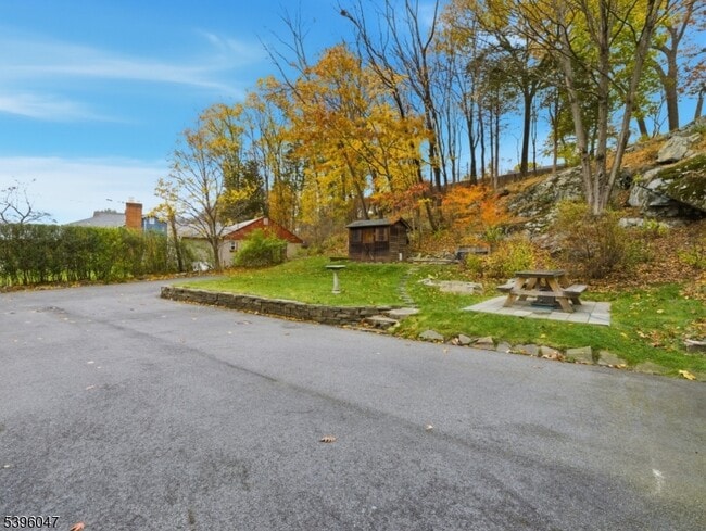 Building Photo - 1 Mountain Ave