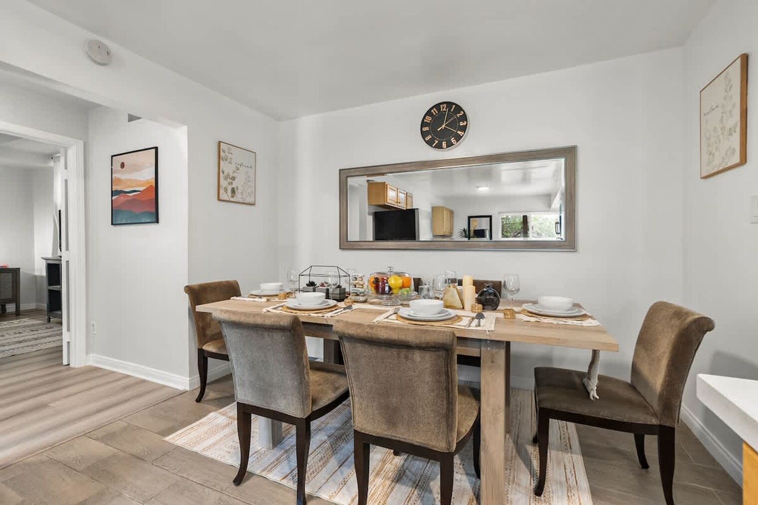 Building Photo - 4989 Randlett Dr