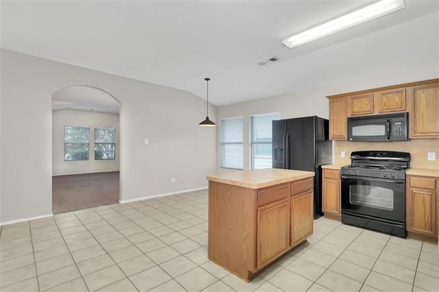 Building Photo - 5712 Country Valley Ln