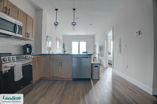 Building Photo - 1999 E Boston St