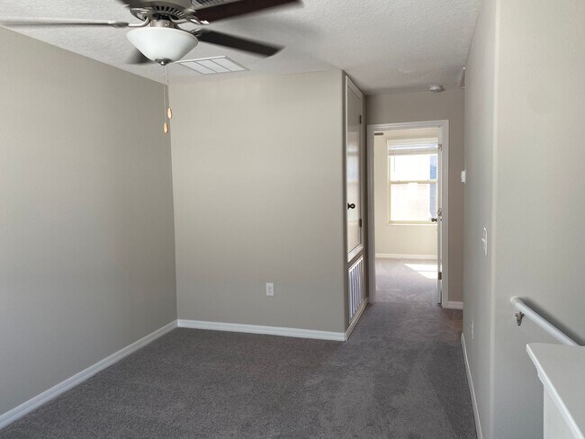 Building Photo - 7504 Samuel Ivy Dr