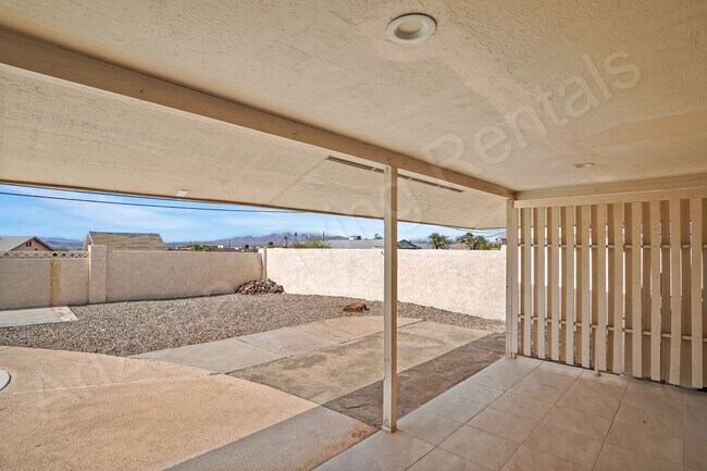 Building Photo - PET FRIENDLY POOL HOME