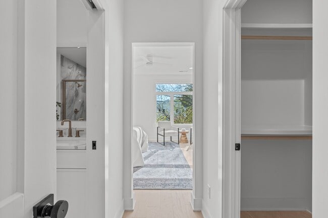 Building Photo - **OFFERING 50% OFF FIRST MONTH'S RENT, WAI...