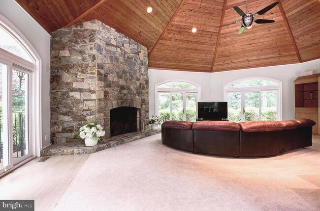 Building Photo - 11501 Skipwith Ln