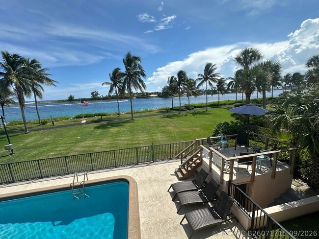 Building Photo - 308 Inlet Way