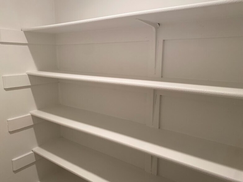 Building Photo - 259 S Pickett St