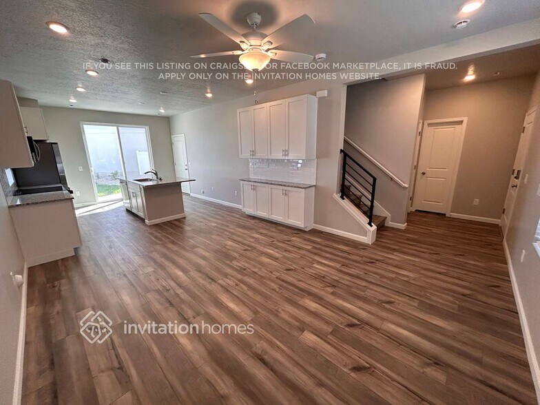 Building Photo - 379 Kanab Crk Dr