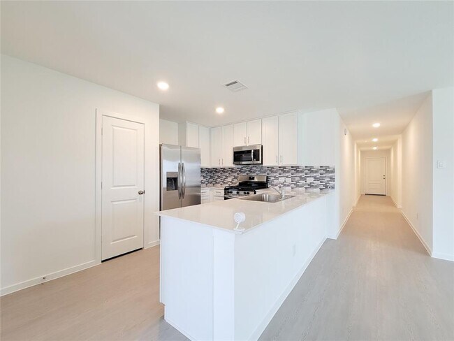 Building Photo - 6 Riverwood Circle Ct