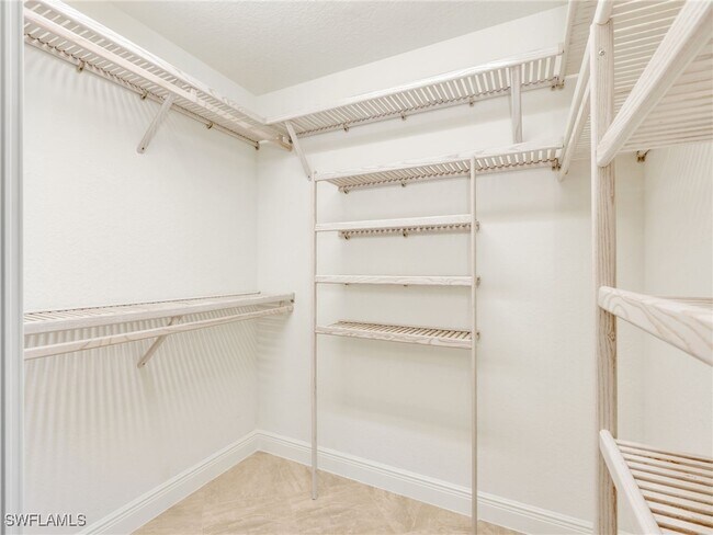 Building Photo - 600 Vintage Reserve Ln