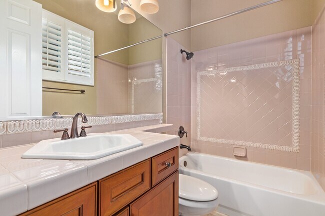 Building Photo - BEAUTIFUL QUEENSRIDGE HIGHLY UPGRADED HOME BY CHRISTOPHER HOMES