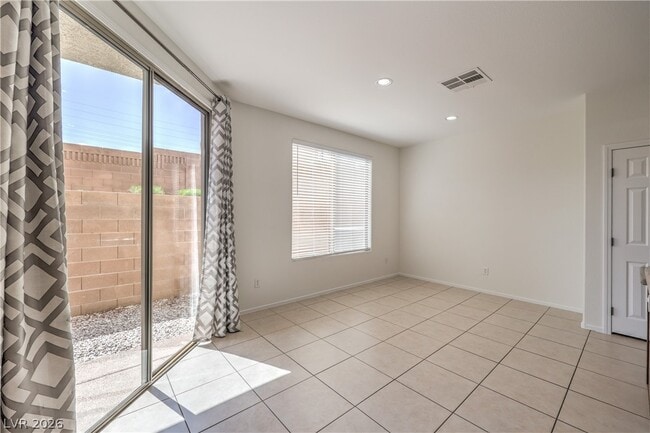 Building Photo - 10057 Bonterra Ave