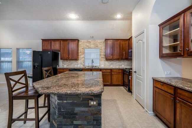 Building Photo - 9503 Tartan Manor St
