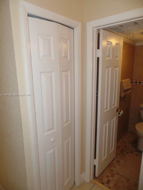 Building Photo - 280 Racquet Club Rd