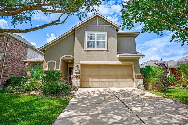 Building Photo - 18214 Almond Place Lane