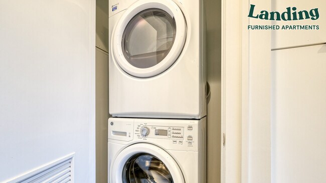 Building Photo - 2850 Fannin St