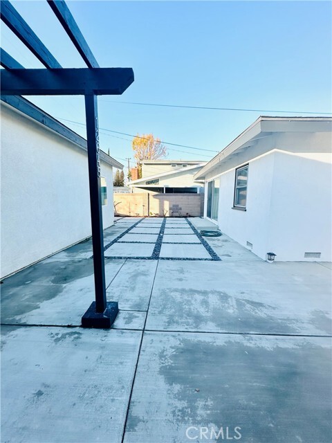 Building Photo - 12645 Jerome Ln