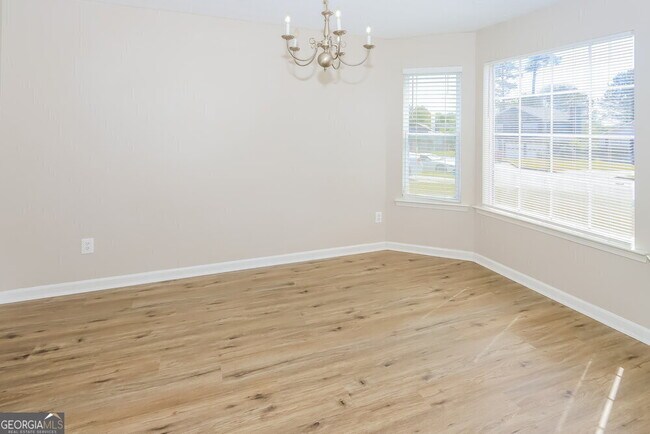 Building Photo - 843 Shoals Ct