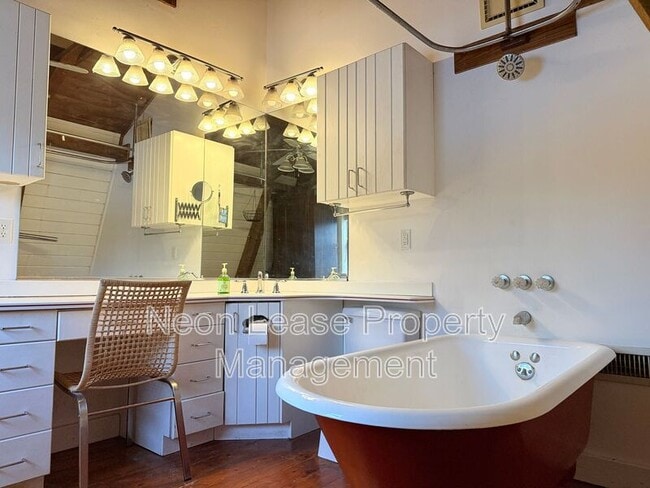 Building Photo - 5296 Yuletide Ln