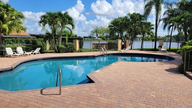 Building Photo - 1764 Pierside Cir